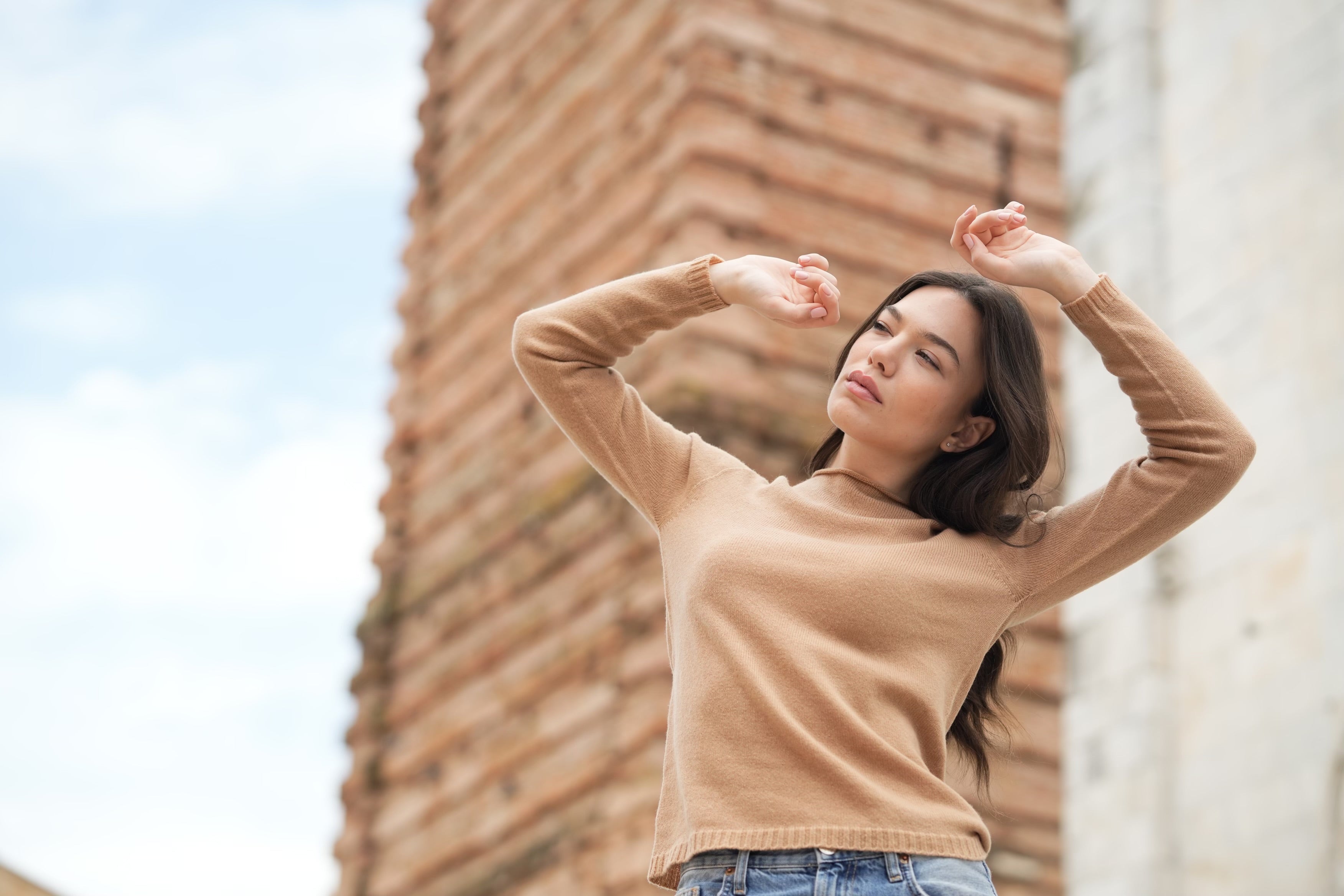 2-ply round-neck sweater