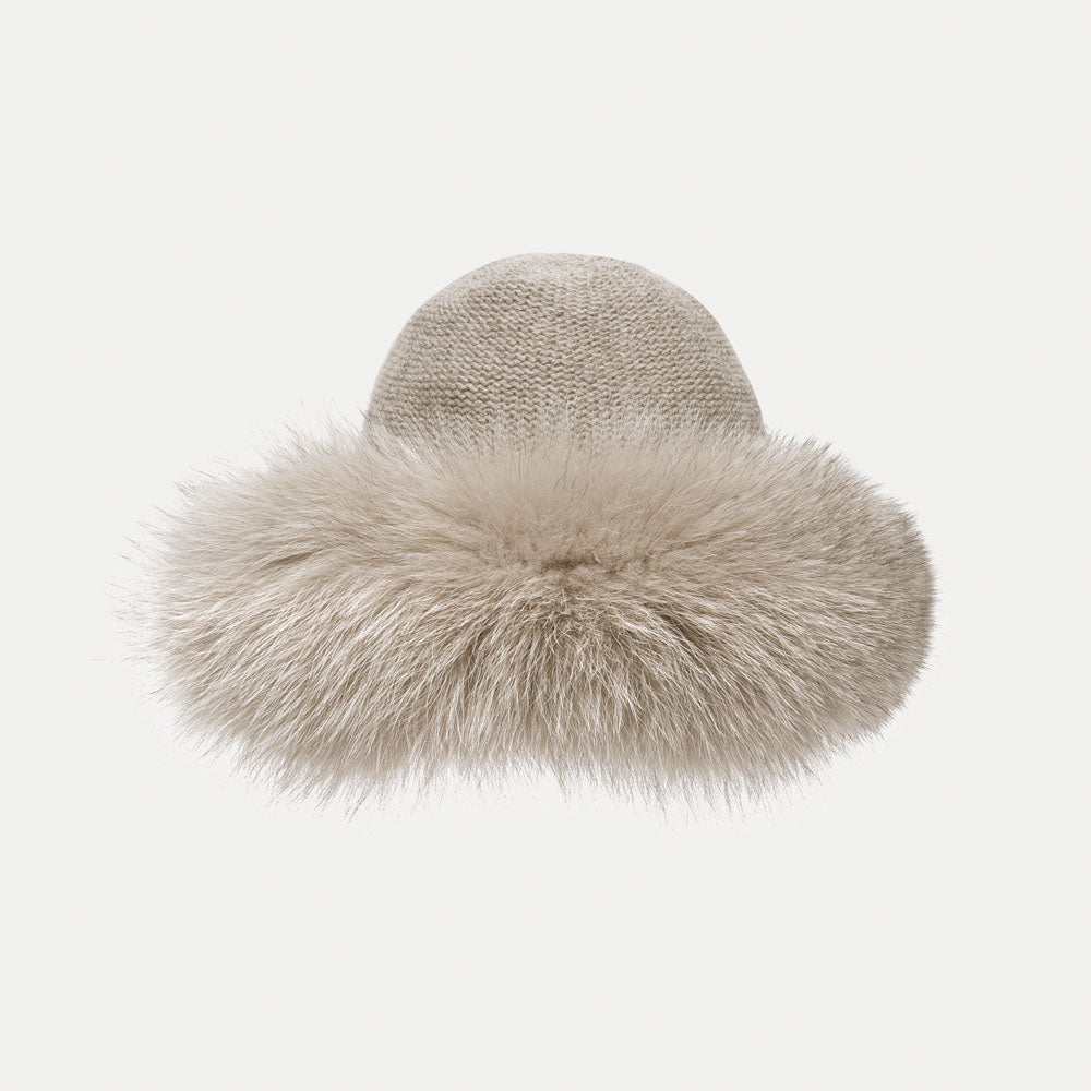 Cashmere hat with fur